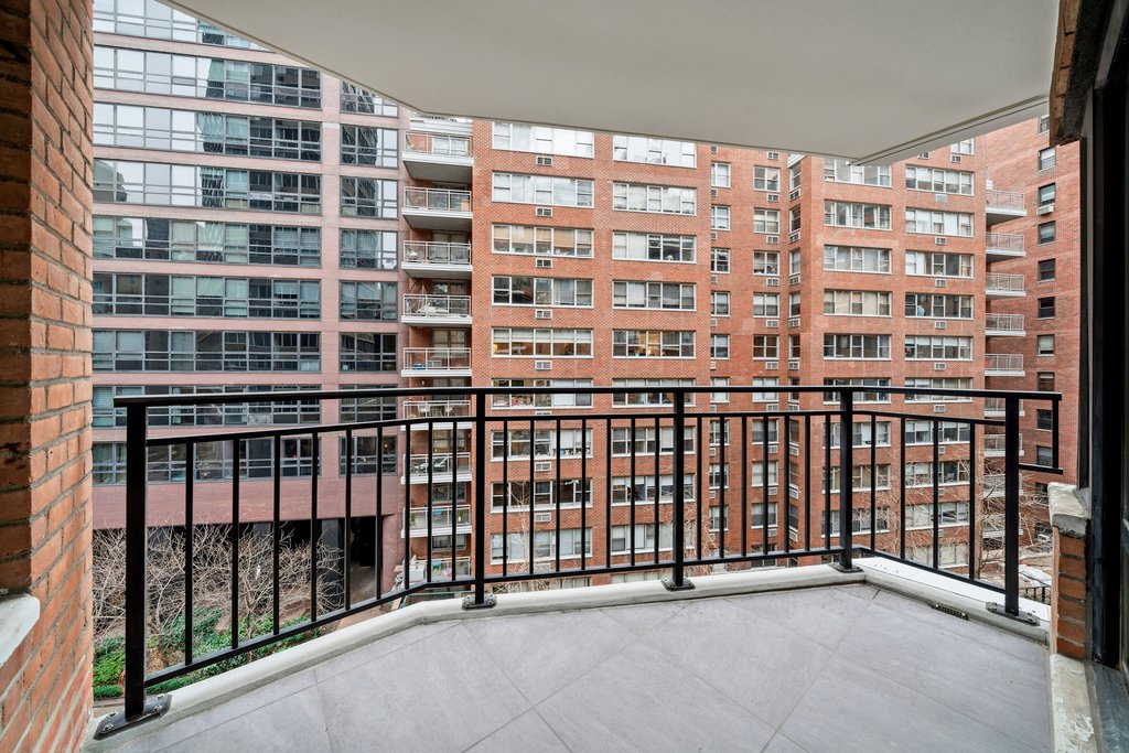 60 Sutton Place South, Unit 7KN photo 7