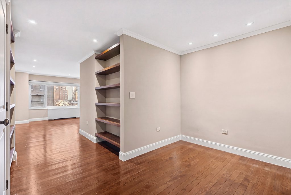 118 East 60th Street, Unit 8CD photo 10