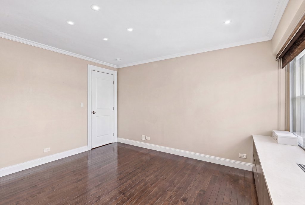 118 East 60th Street, Unit 8CD photo 13