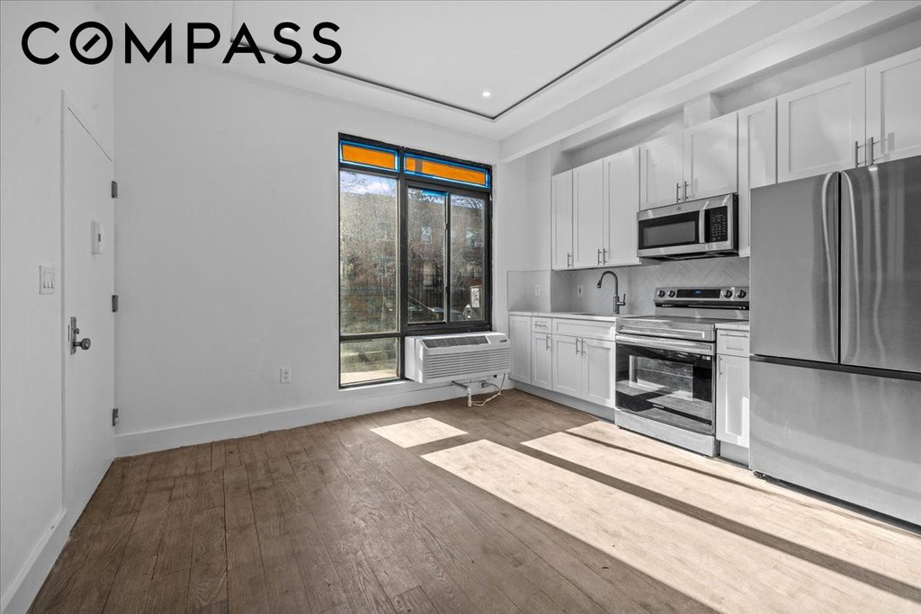 81 Suydam Street, Unit MULTI photo 2