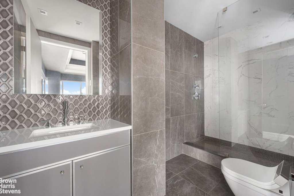 200 East 69th Street, Unit 47 photo 14