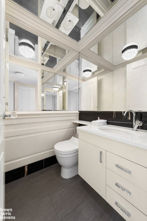 200 East 69th Street, Unit 47 photo 16