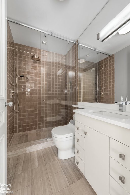 200 East 69th Street, Unit 47 photo 18