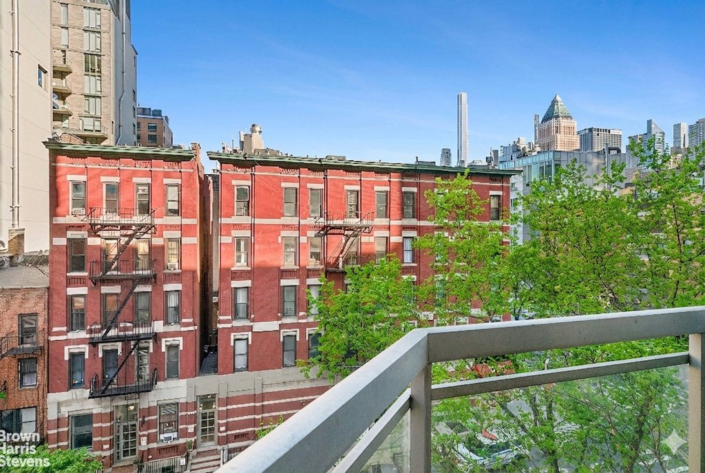 500 West 43rd Street, Unit 5G photo 2