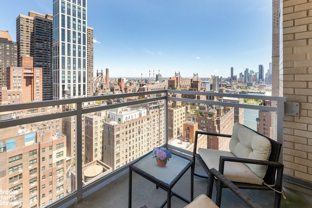 400 East 56th Street, Unit 27H photo 15