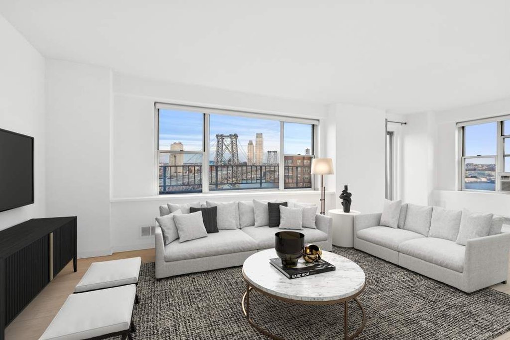 570 Grand Street, Unit J2004