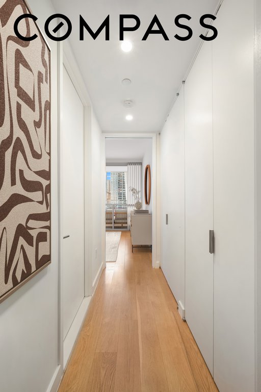 301 East 61st Street, Unit 10B photo 8
