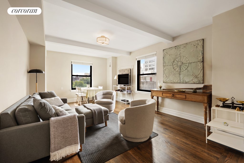 200 East 16th Street, Unit 8DE
