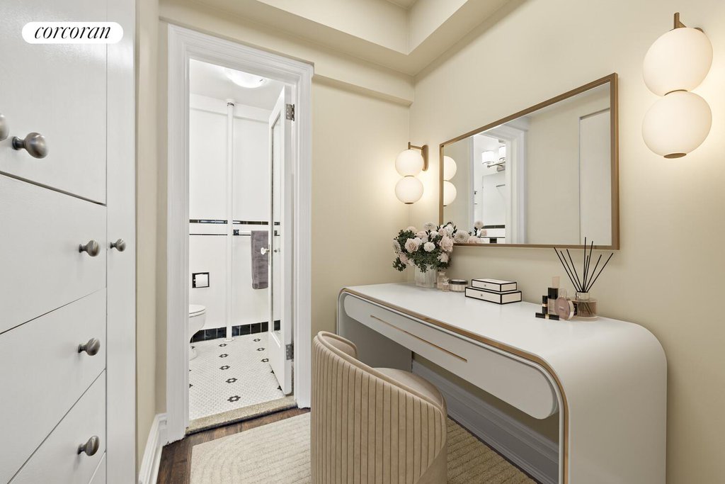 200 East 16th Street, Unit 8DE photo 4