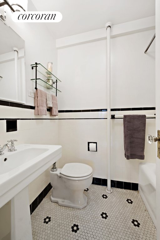 200 East 16th Street, Unit 8DE photo 5
