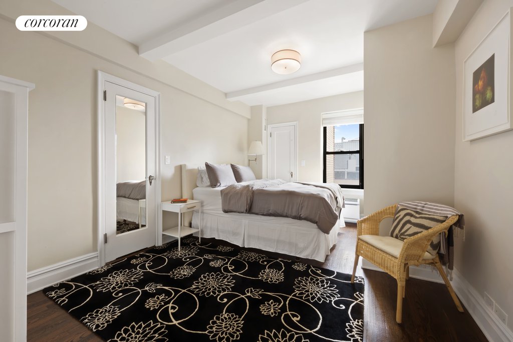 200 East 16th Street, Unit 8DE photo 6