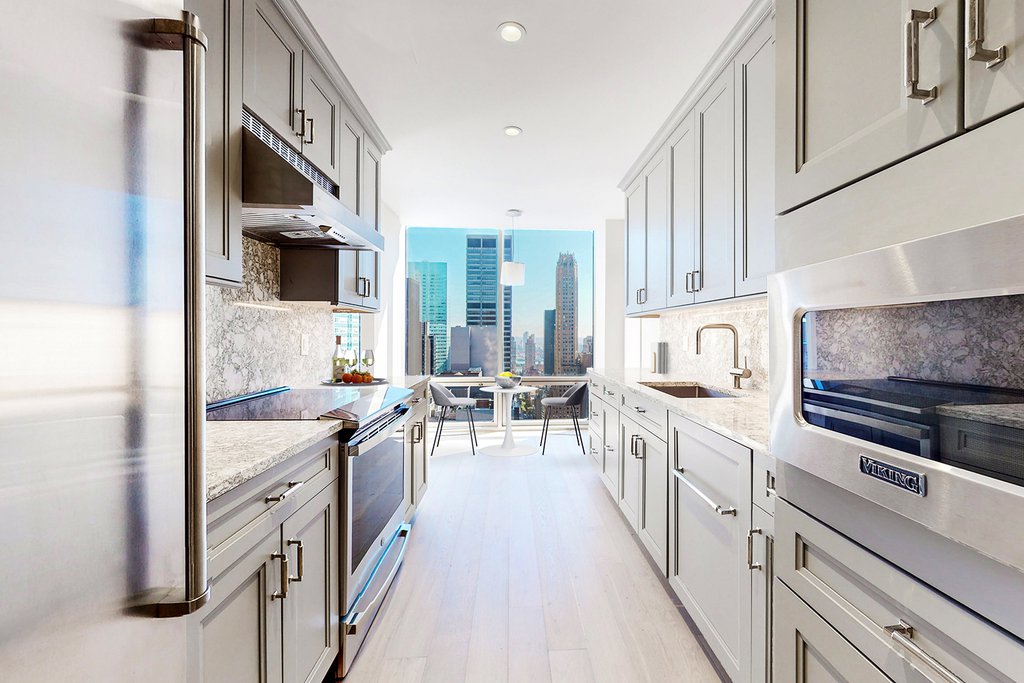 641 Fifth Avenue, Unit 29D photo 4