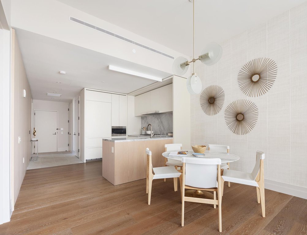 77 Greenwich Street, Unit 39B photo 2
