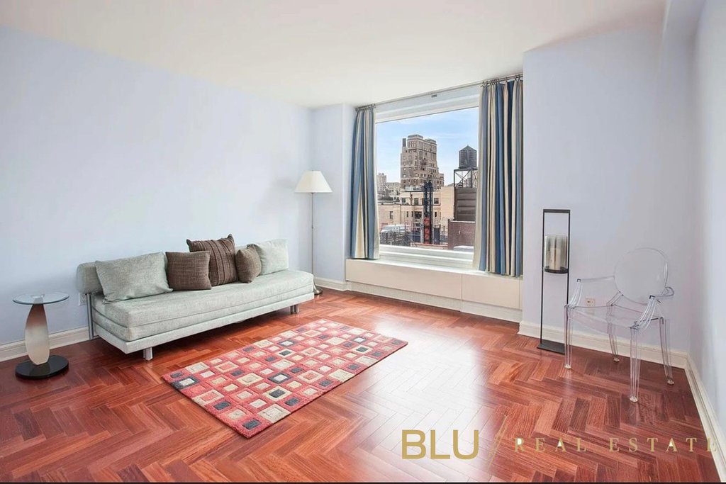240 Riverside Boulevard, Unit 17BC photo 6