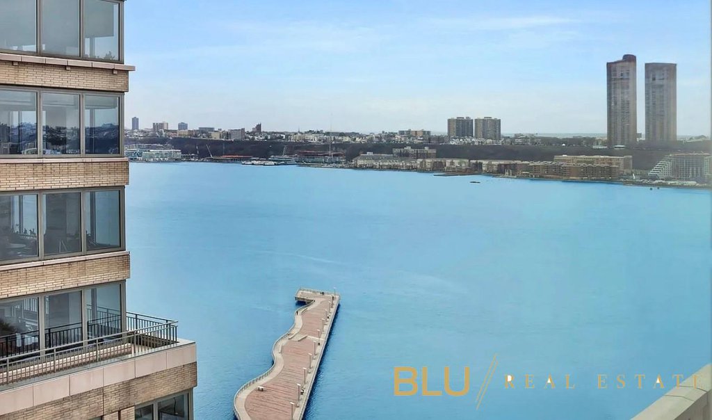 240 Riverside Boulevard, Unit 17BC photo 7