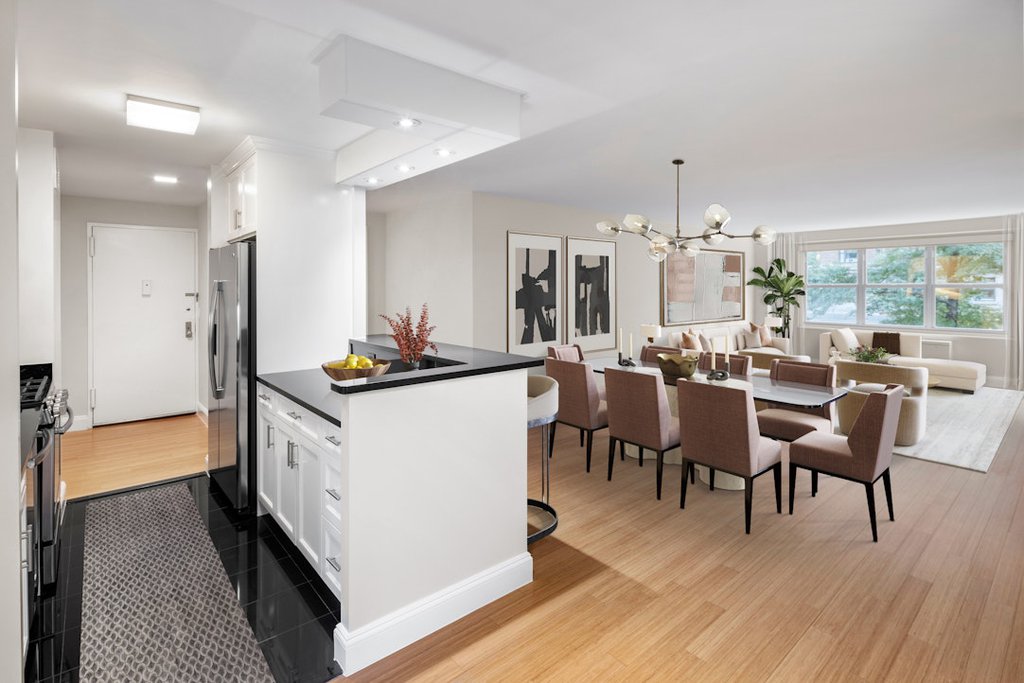 155 West 68th Street, Unit 1922 photo 2