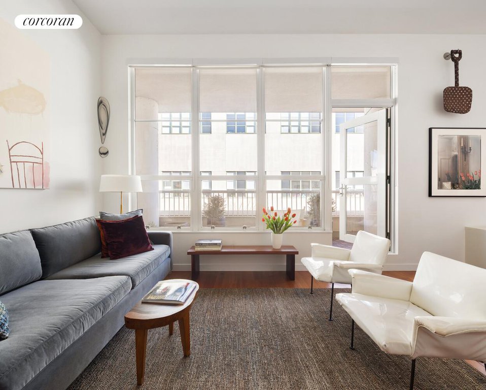 184 Kent Avenue, Unit A602 photo 5