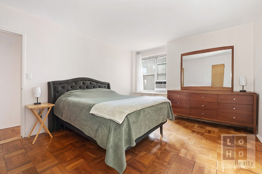 573 Grand Street, Unit D1504 photo 5