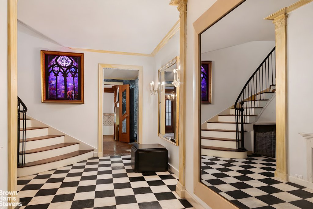52 East 69th Street