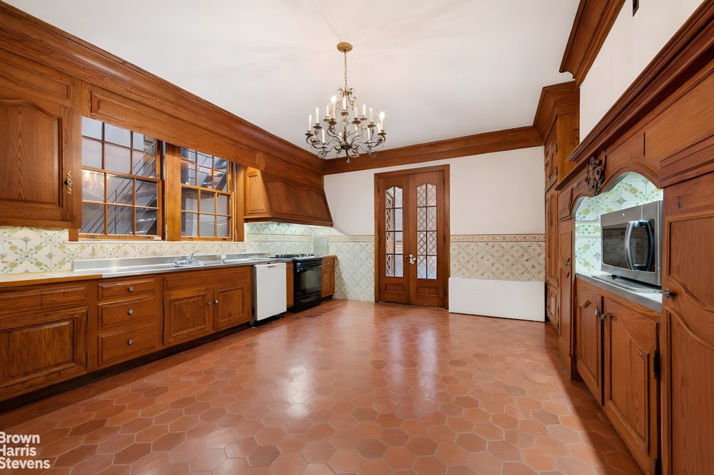 52 East 69th Street – For Sale photo 6