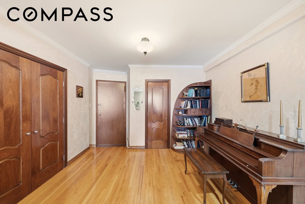 2620 Ocean Parkway, Unit 4C photo 2