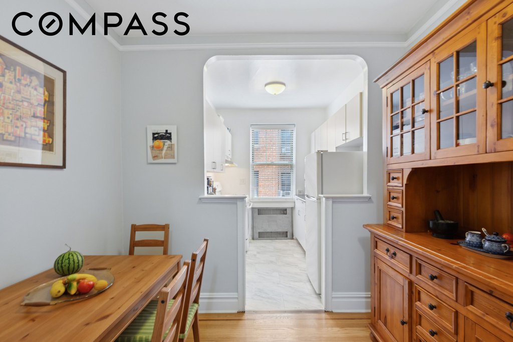 720 Fort Washington Avenue, Unit 5D photo 4