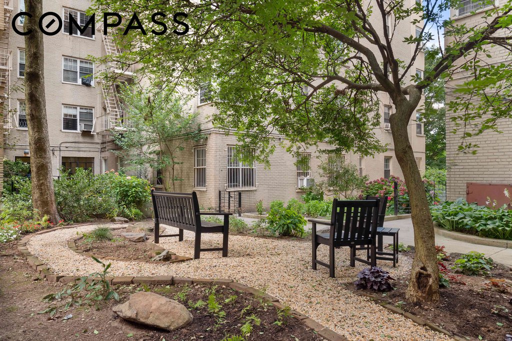 720 Fort Washington Avenue, Unit 5D photo 10