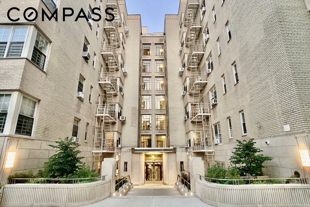 720 Fort Washington Avenue, Unit 5D photo 14