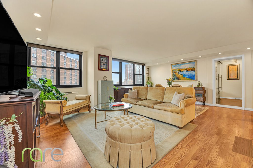 340 East 93rd Street, Unit 20CDE photo 2