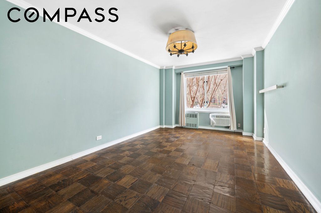 392 Central Park West, Unit 2N photo 5