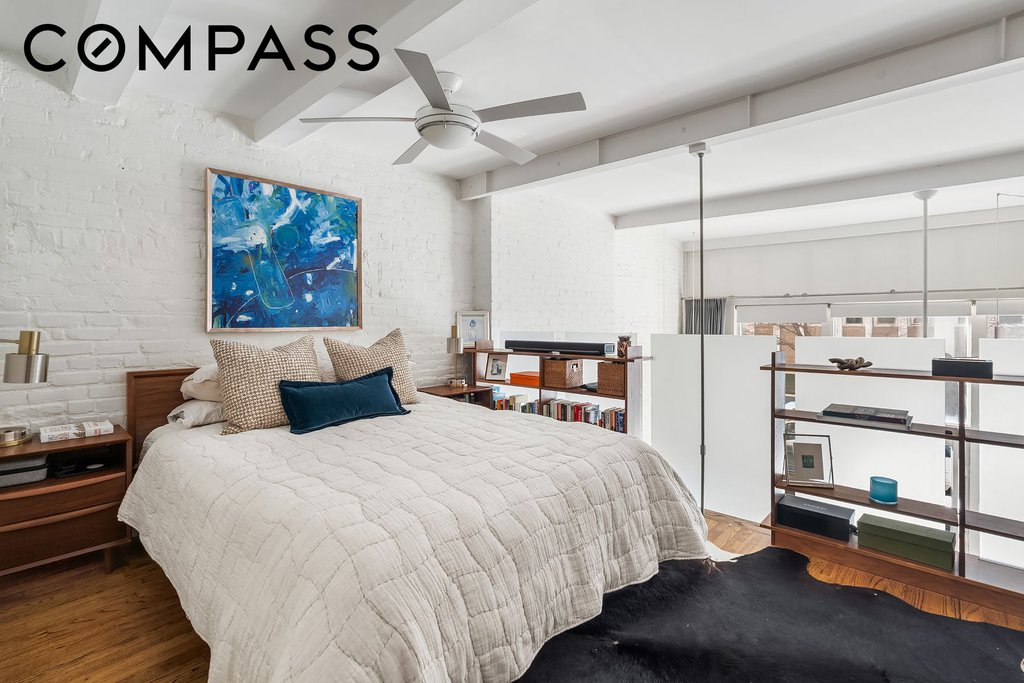 31 West 16th Street, Unit 2 photo 5