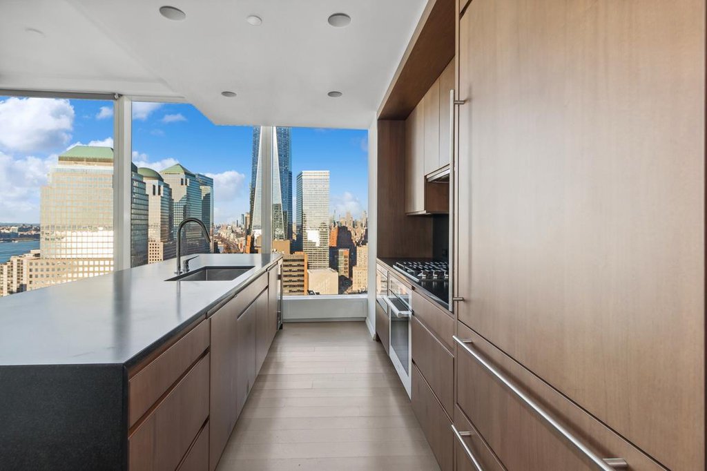 50 West Street, Unit 49D photo 5