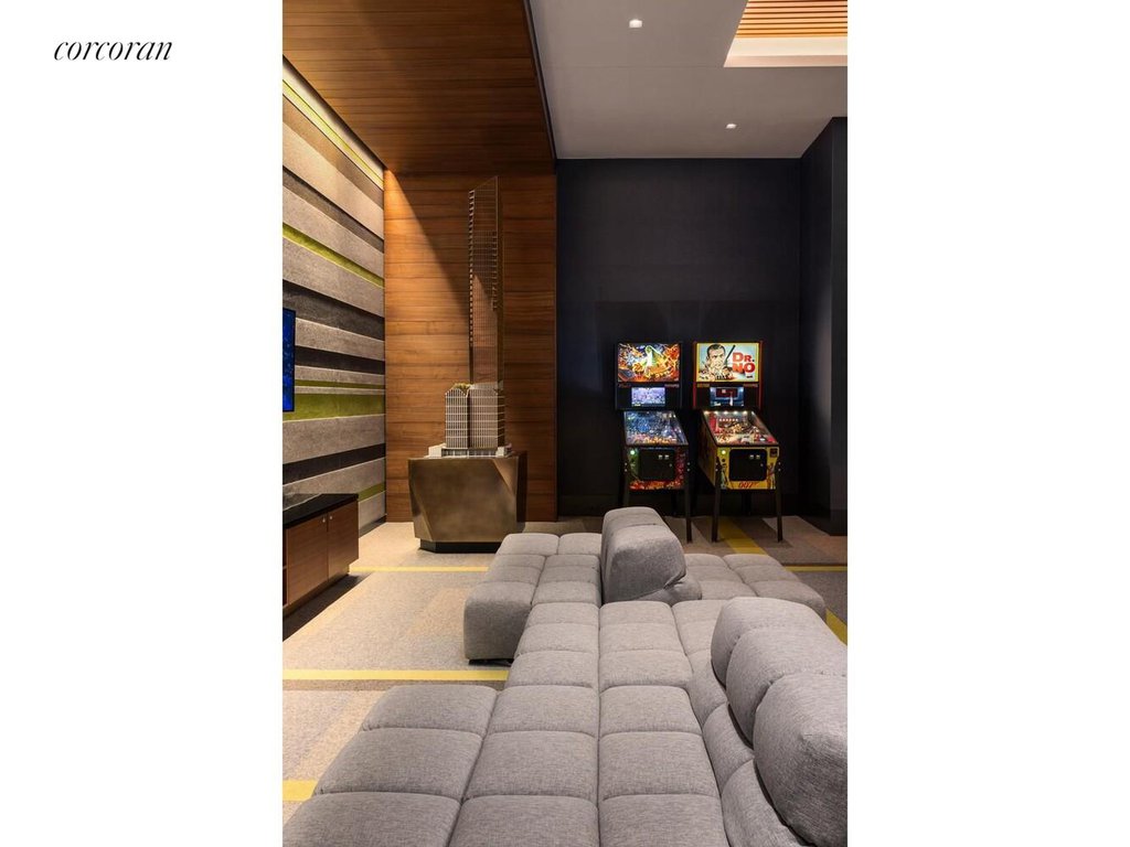 50 West 66th Street, Unit 40SE photo 16