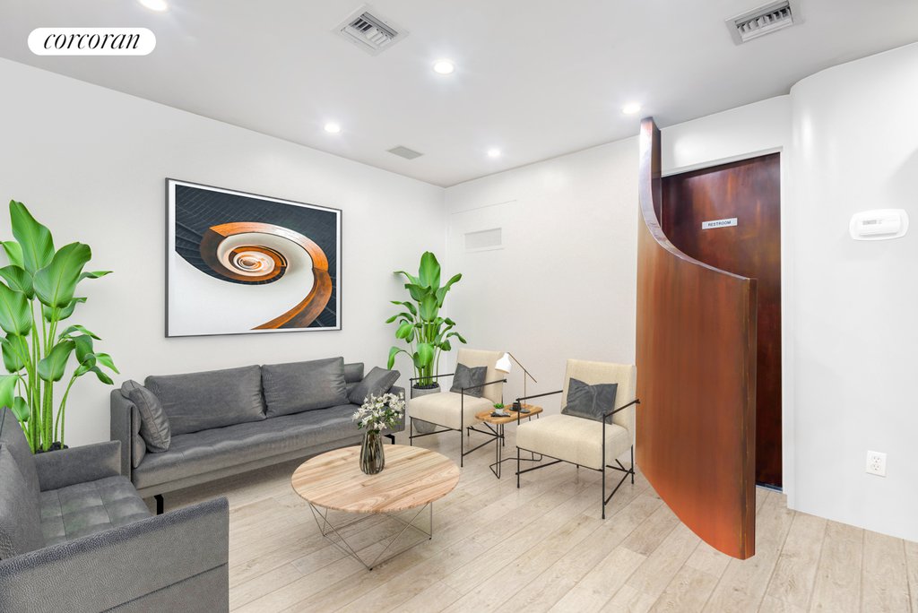 871 Fifth Avenue, Unit 1