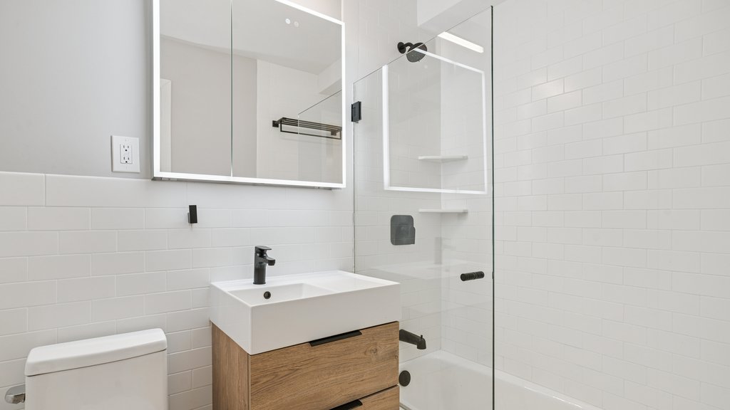333 East 66th Street, Unit 5R photo 4