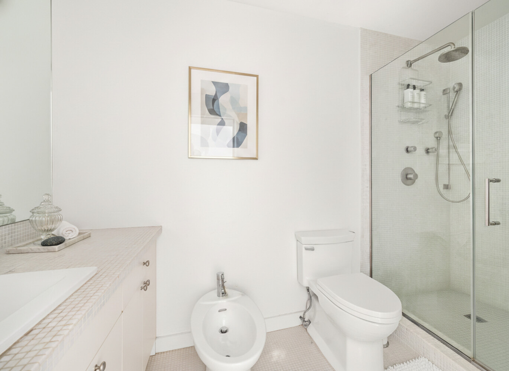 146 West 57th Street, Unit 37E photo 6