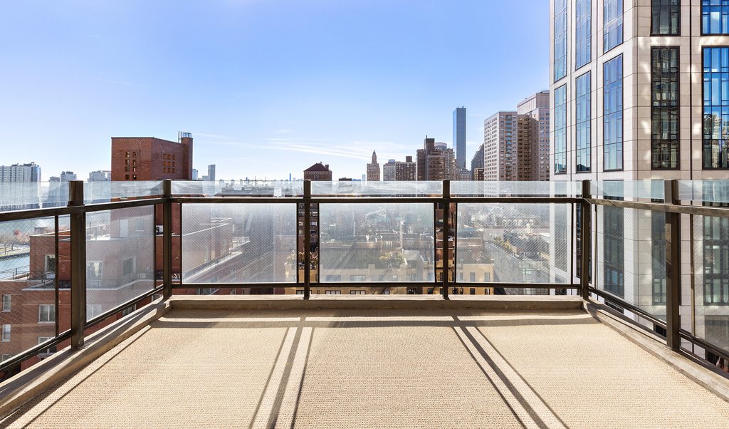 425 East 58th Street, Unit 22H photo 13