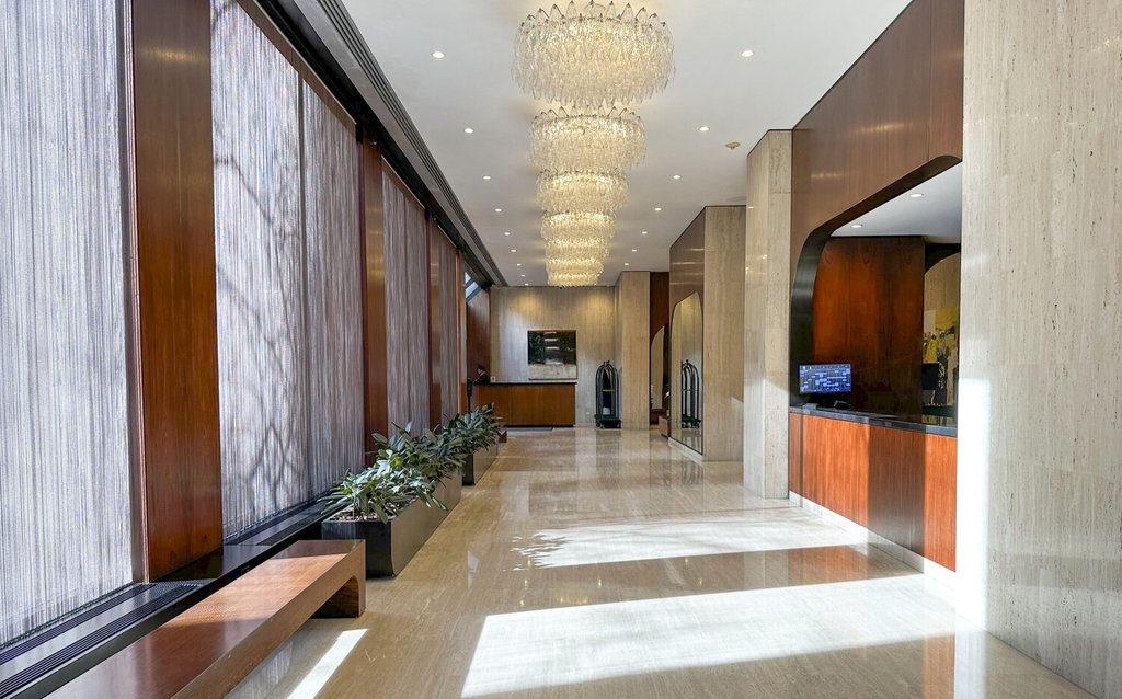 425 East 58th Street, Unit 22H photo 14