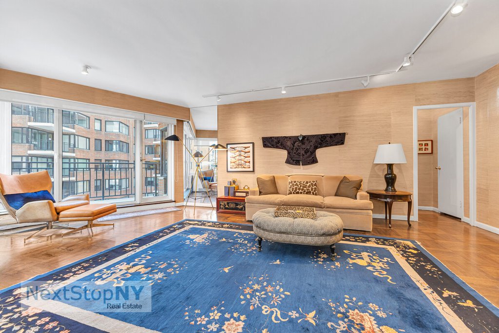 60 Sutton Place South, Unit 8GN photo 2