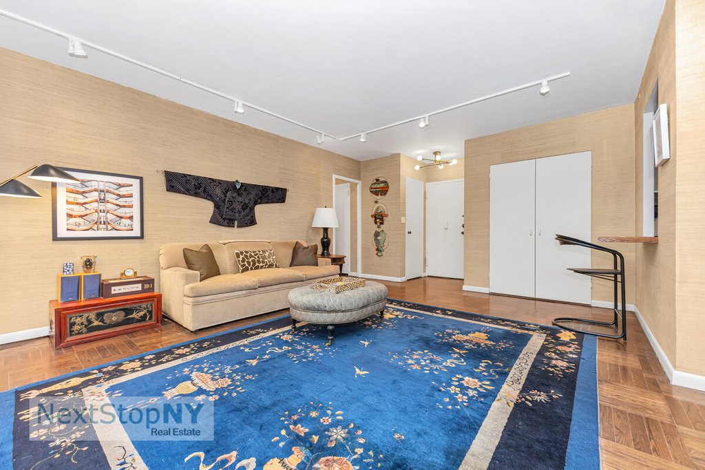 60 Sutton Place South, Unit 8GN photo 4