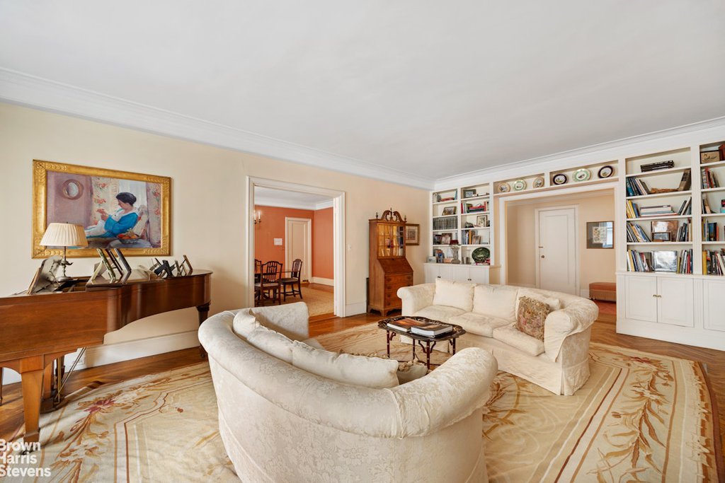 1075 Park Avenue, Unit 3D photo 3