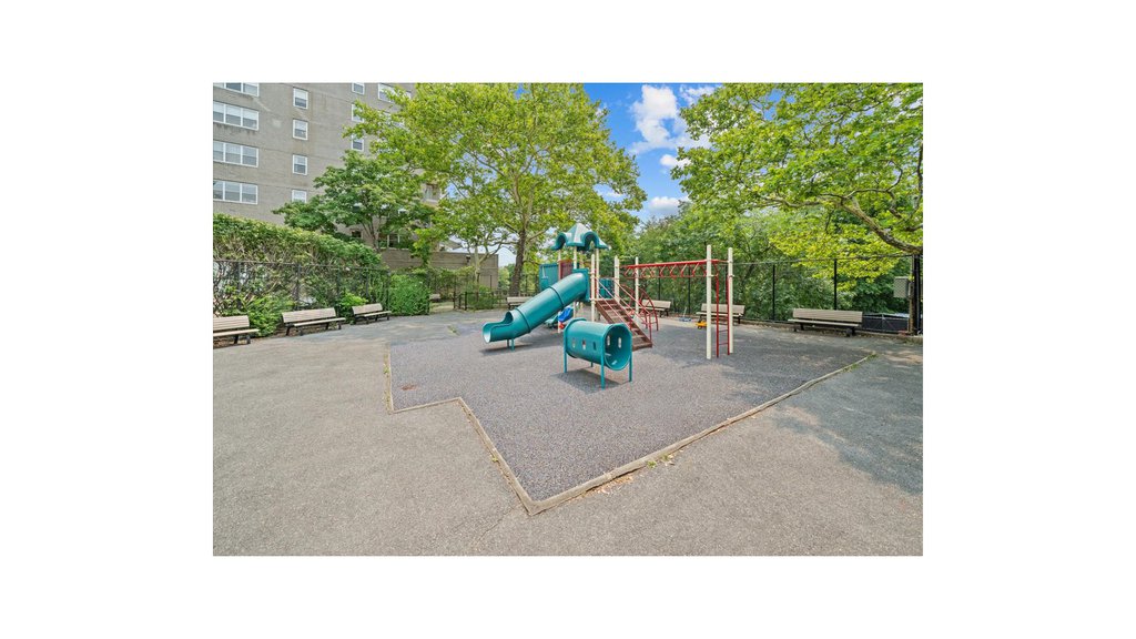 555 Kappock Street, Unit 4H photo 31