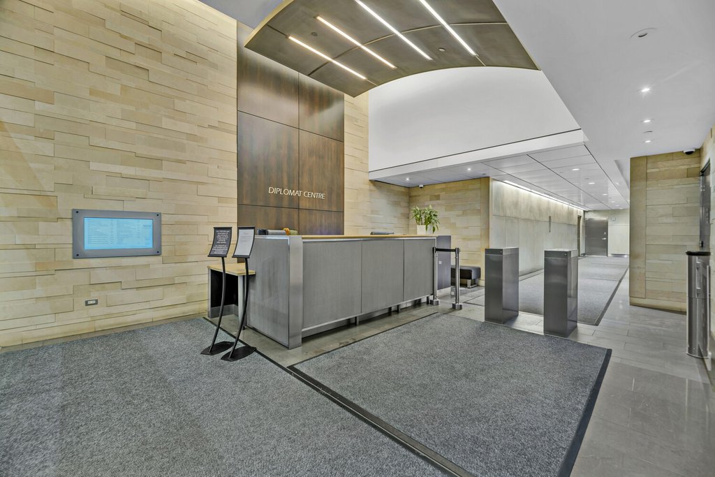 820 Second Avenue, Unit 6A photo 3