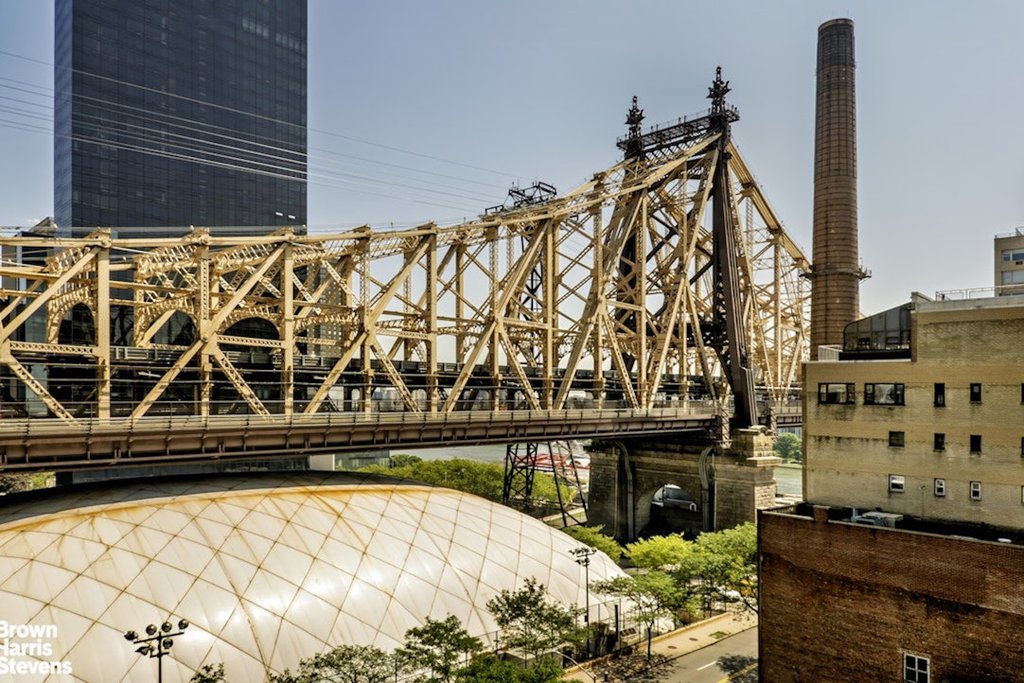 425 East 58th Street, Unit 7D photo 10