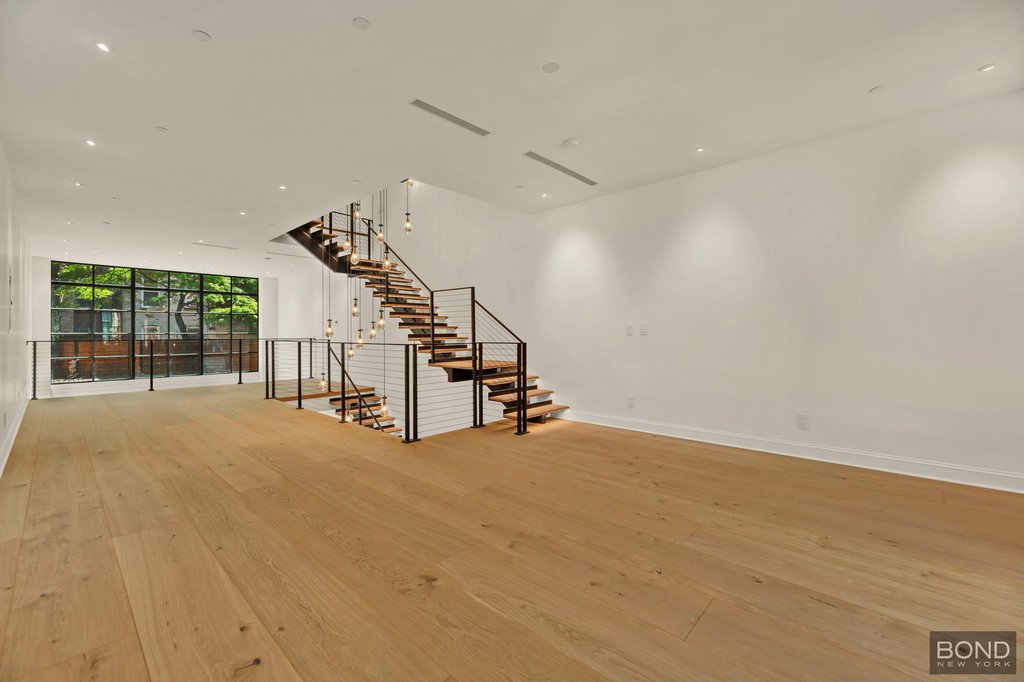 90 Charles Street – For Sale photo 9