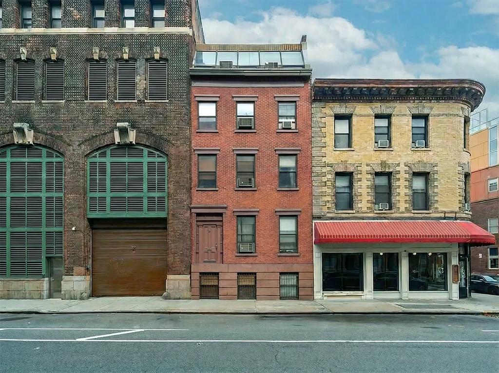 681 Greenwich Street, Unit 1