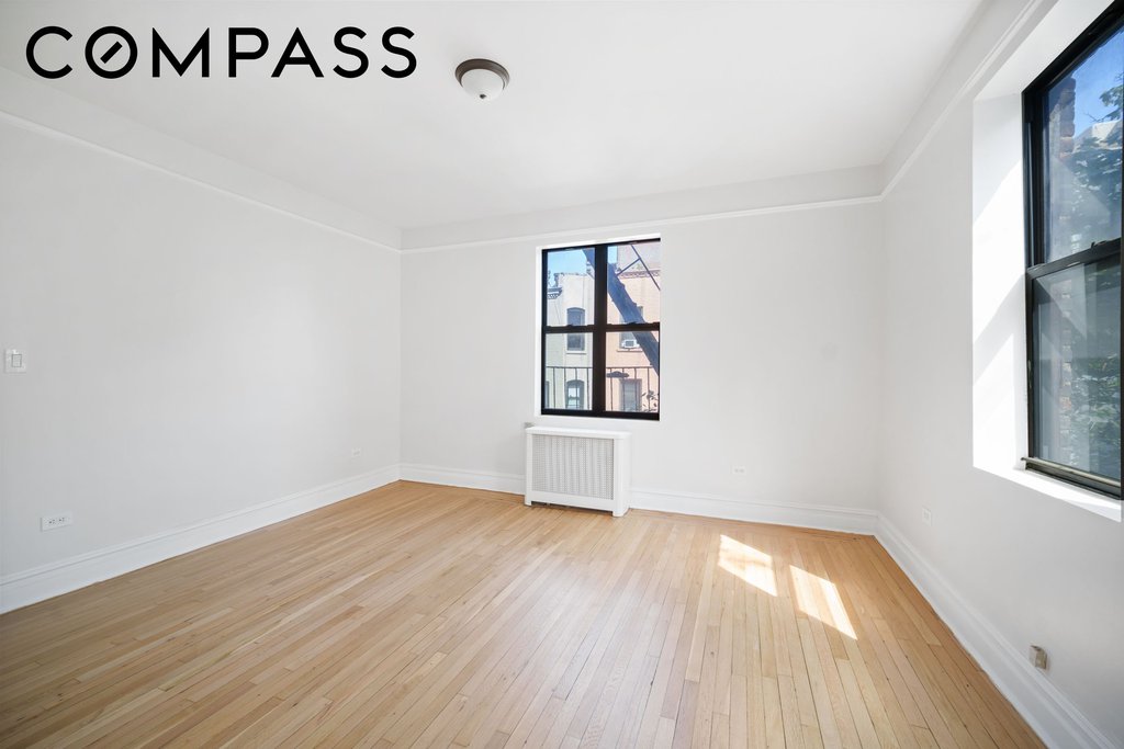 690 Riverside Drive, Unit 3F photo 5