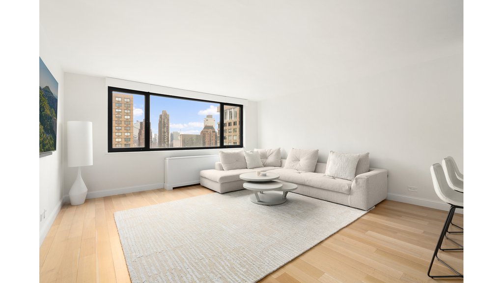 45 West 67th Street, Unit 29C