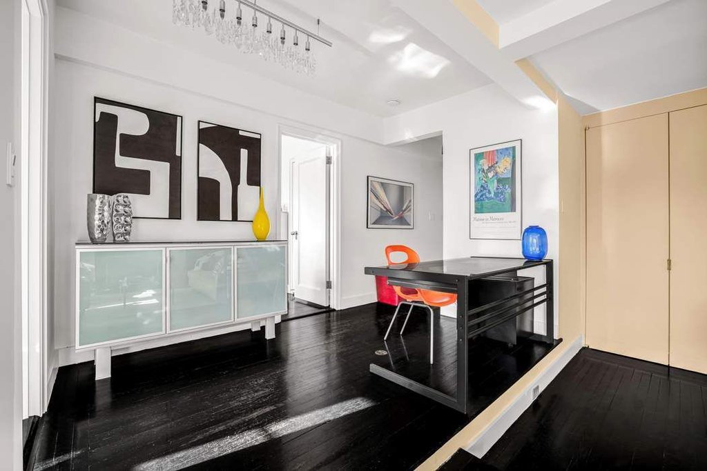 299 West 12th Street, Unit 7F photo 3