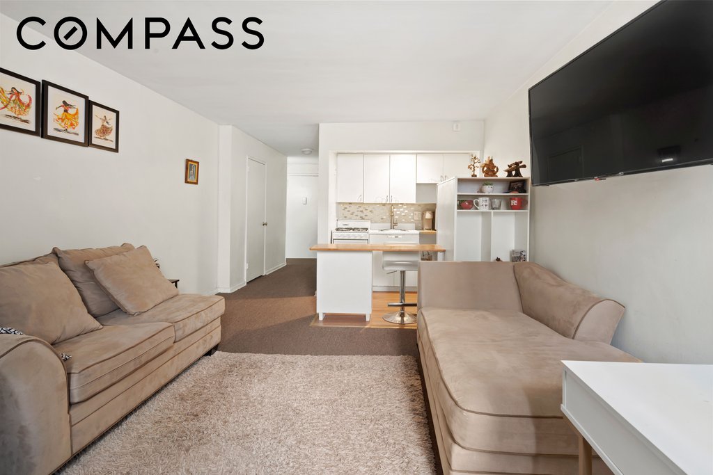 649 Second Avenue, Unit 4G photo 6